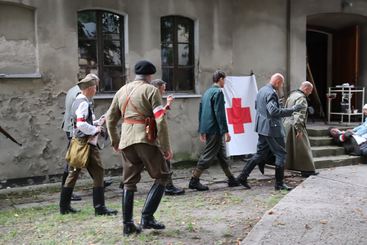 Inscenizacja historyczna i koncert patriotyczny podsumowały wieluńskie uroczystości związane z 80. rocznicą wybuchu Powstania Warszawskiego